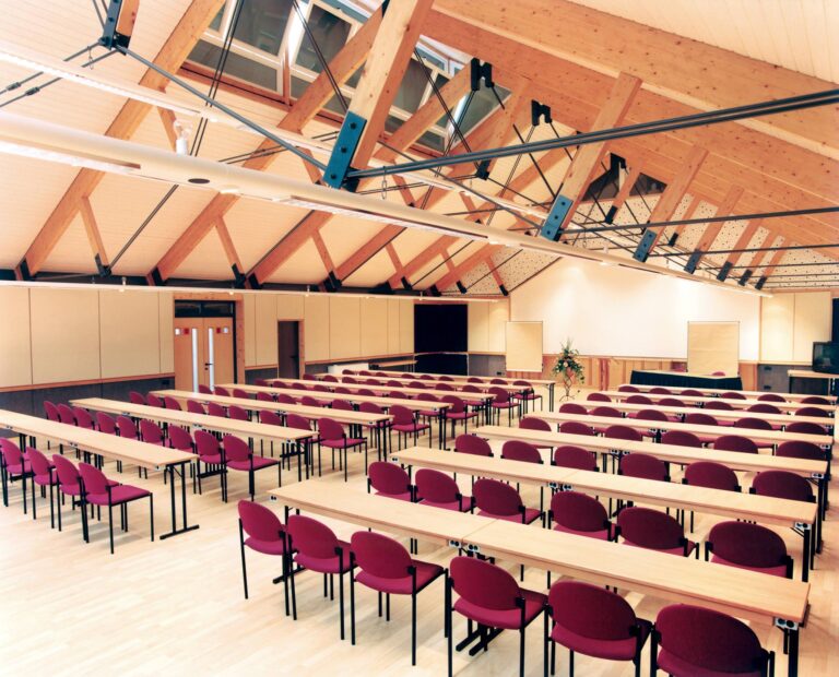 29513040_746077565585659_4678526786273804288_o